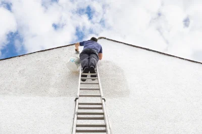 Peinture extérieure à Poussanges — façades et ravalement